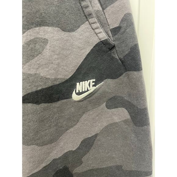 Nike Men's Club Fleece shorts grey camouflage size medium athleisure lagenlook - Picture 3 of 5